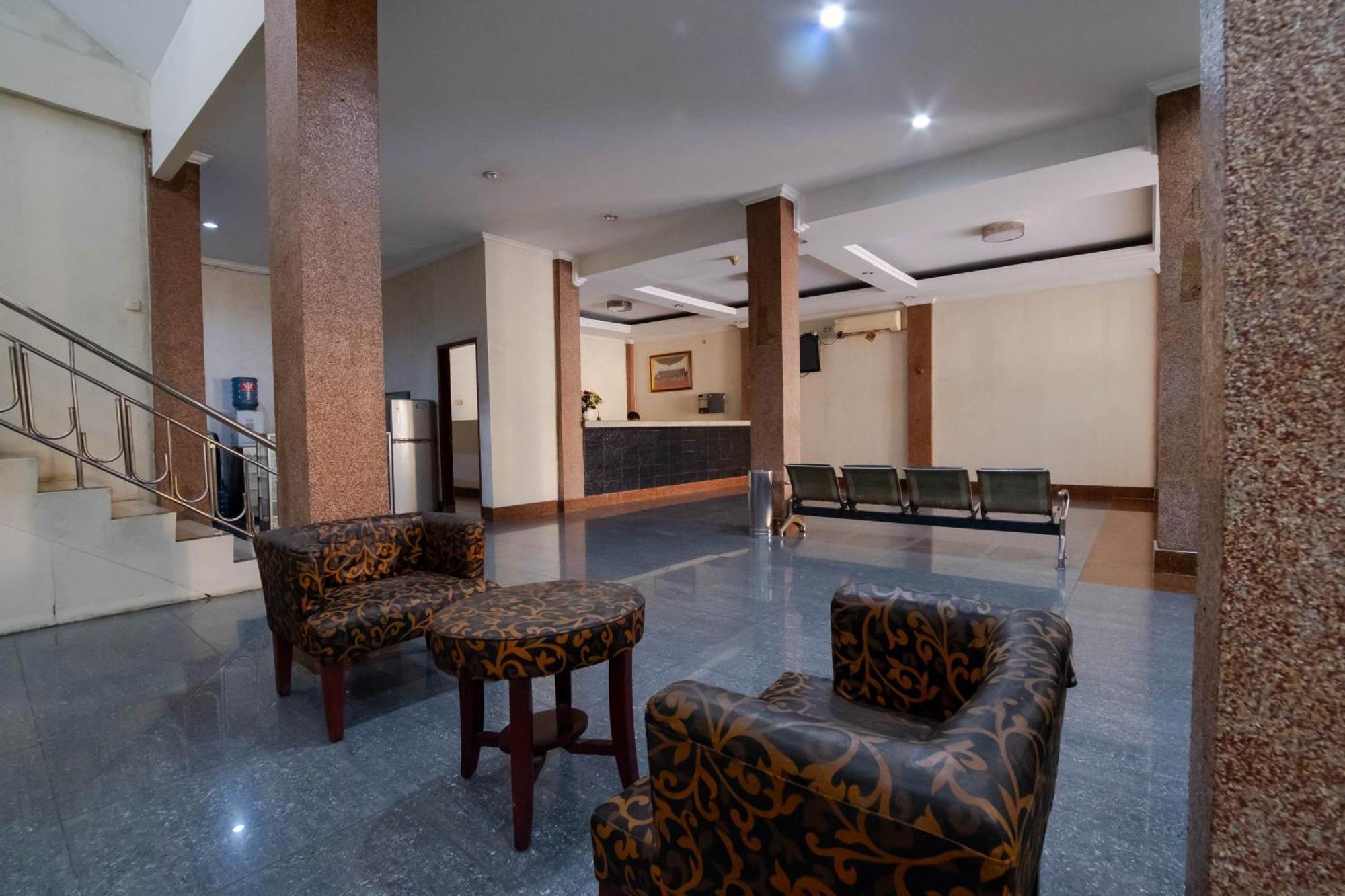 Nusa Indah Syariah Hotel Bandara By Abdihome Тангеранг Экстерьер фото