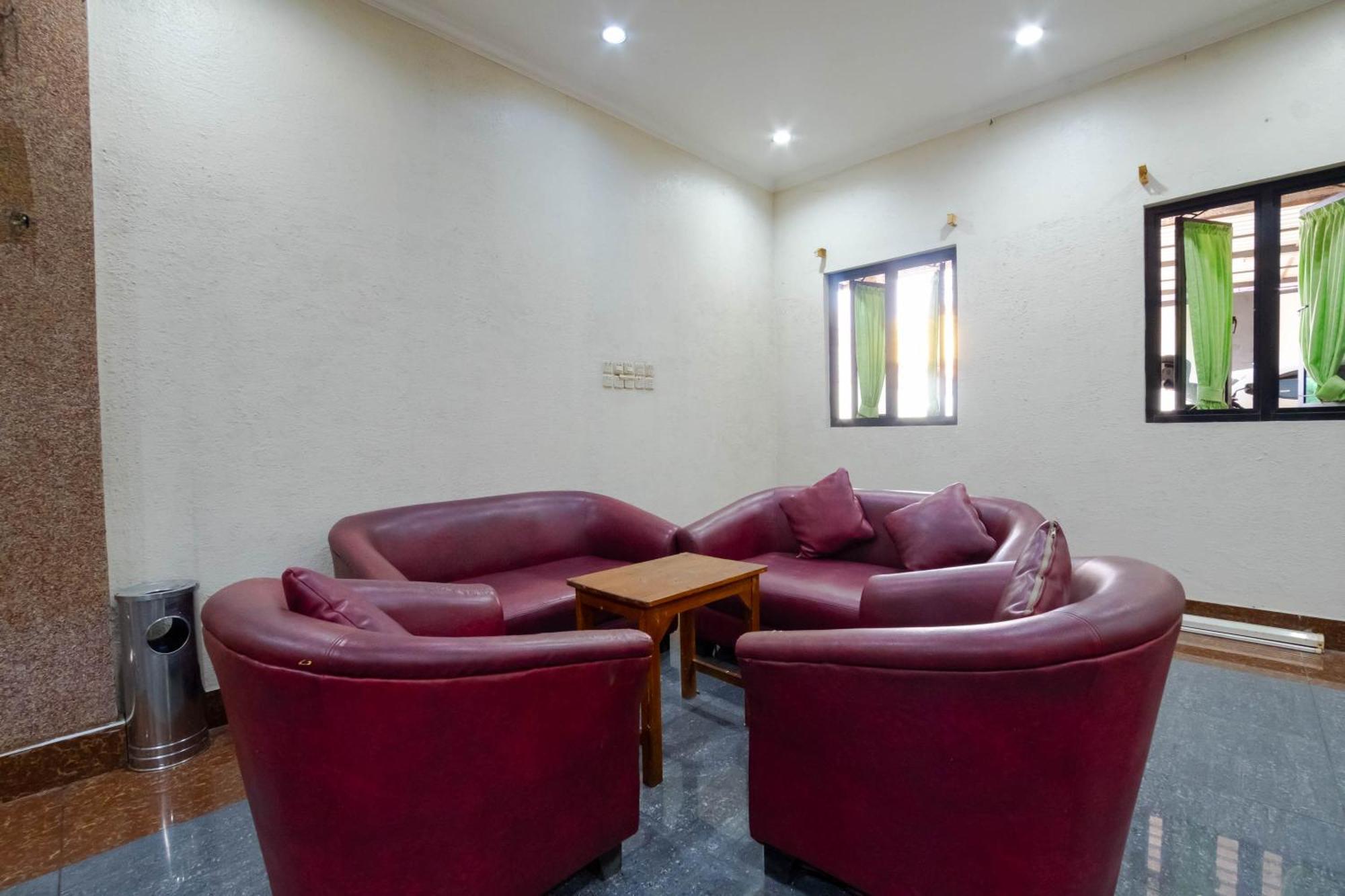 Nusa Indah Syariah Hotel Bandara By Abdihome Тангеранг Экстерьер фото